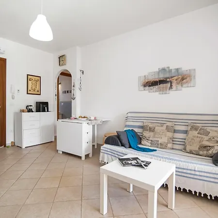 Casa Angela With Pool - Happy Apartment